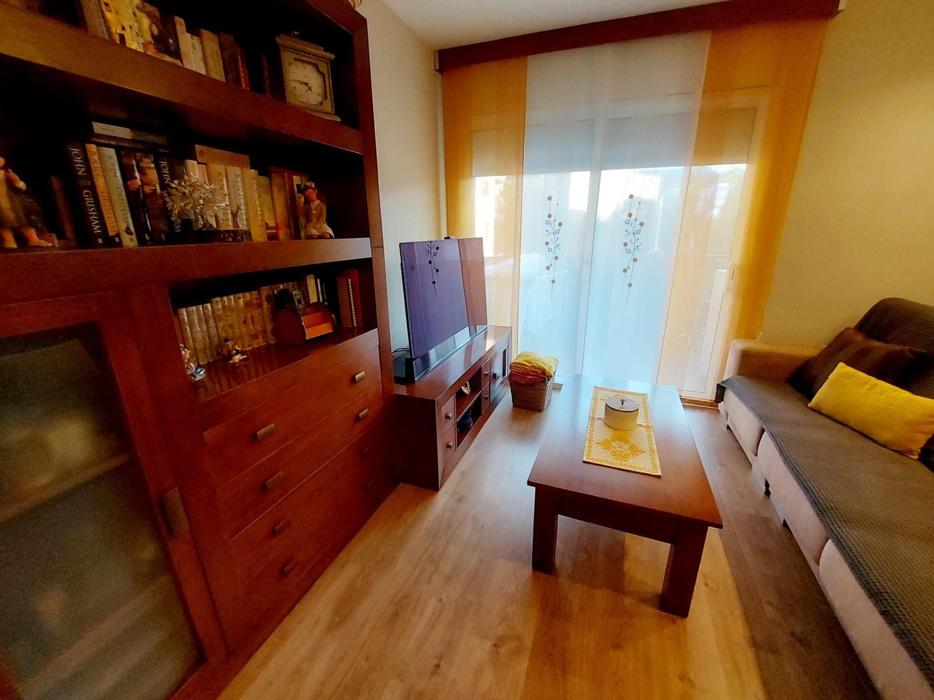 Sala de estar de Piso en venta en Sant Andreu de la Barca con Jardín privado, Parquet y Terraza