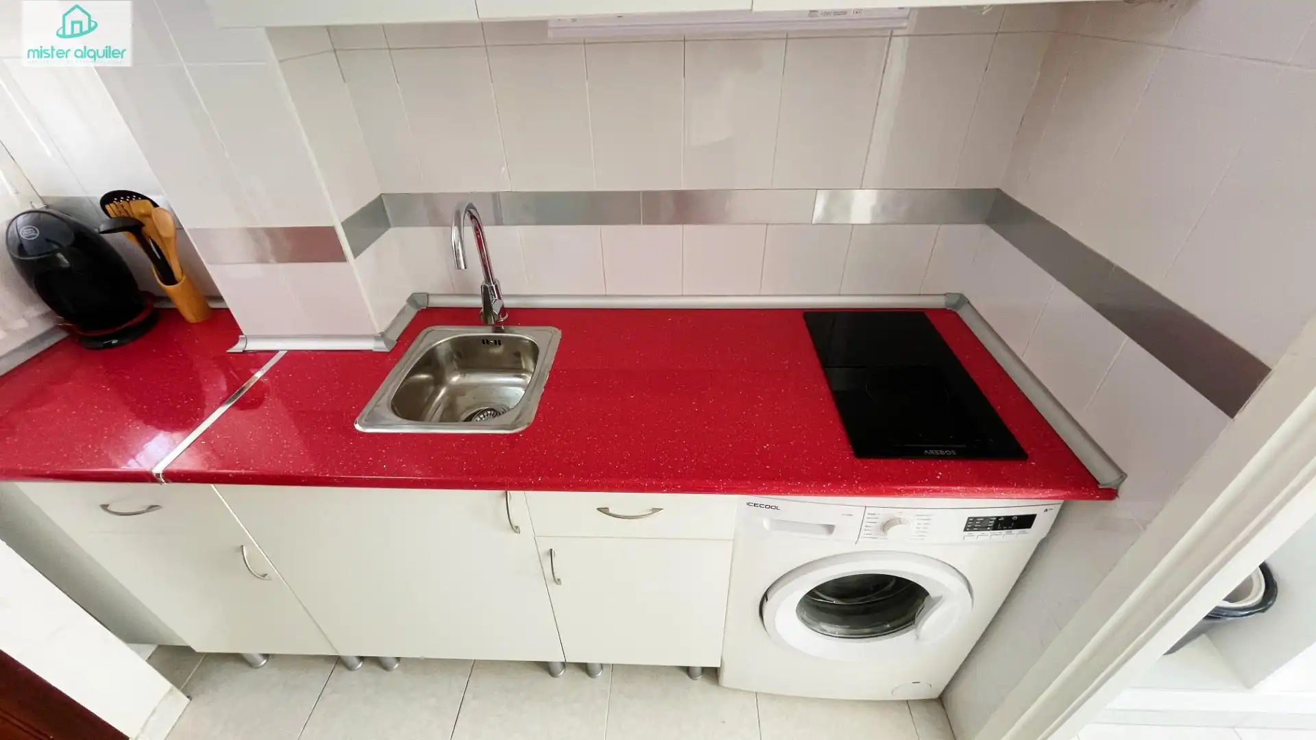 Cocina de Apartamento de alquiler en Benidorm con Aire acondicionado, Calefacción y Amueblado