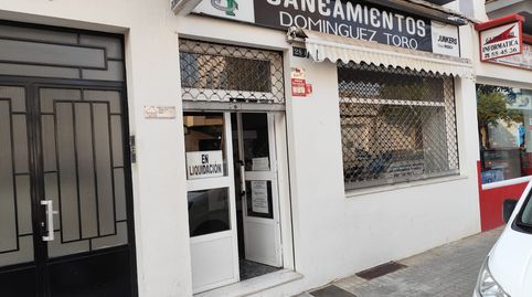 LOCAL MUY EQUIPADO CIB SUPERFICIE DE 254 M2, ESCAPARATE, ZONA TIENDA, EXPOSICION Y  ALMACEN