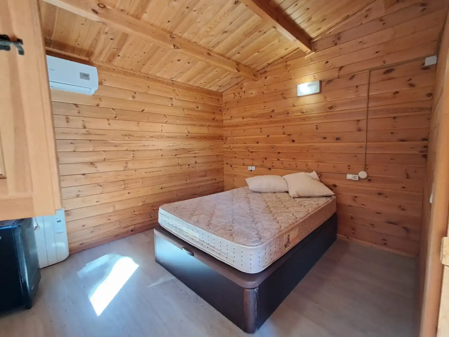 Habitación de Casa o chalet de alquiler en L'Alfàs del Pi con Aire acondicionado, Calefacción y Jardín privado