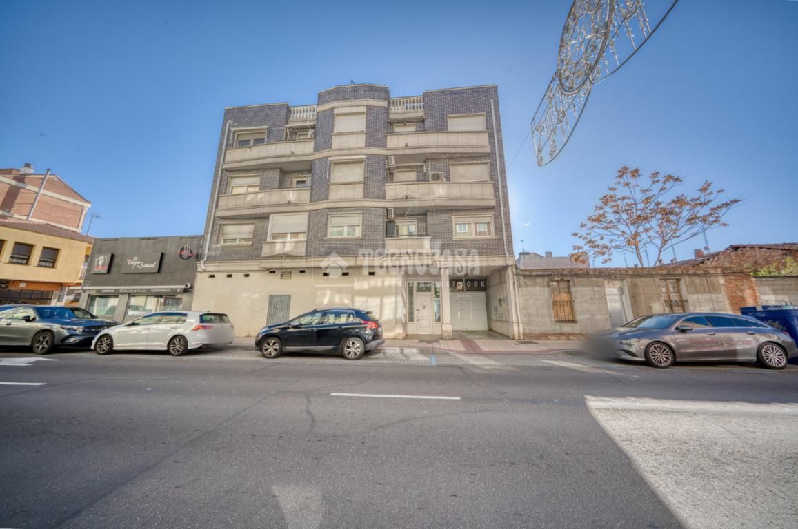 Exterior view of Flat to rent in Valladolid Capital  with Heating, Terrace and Furnished