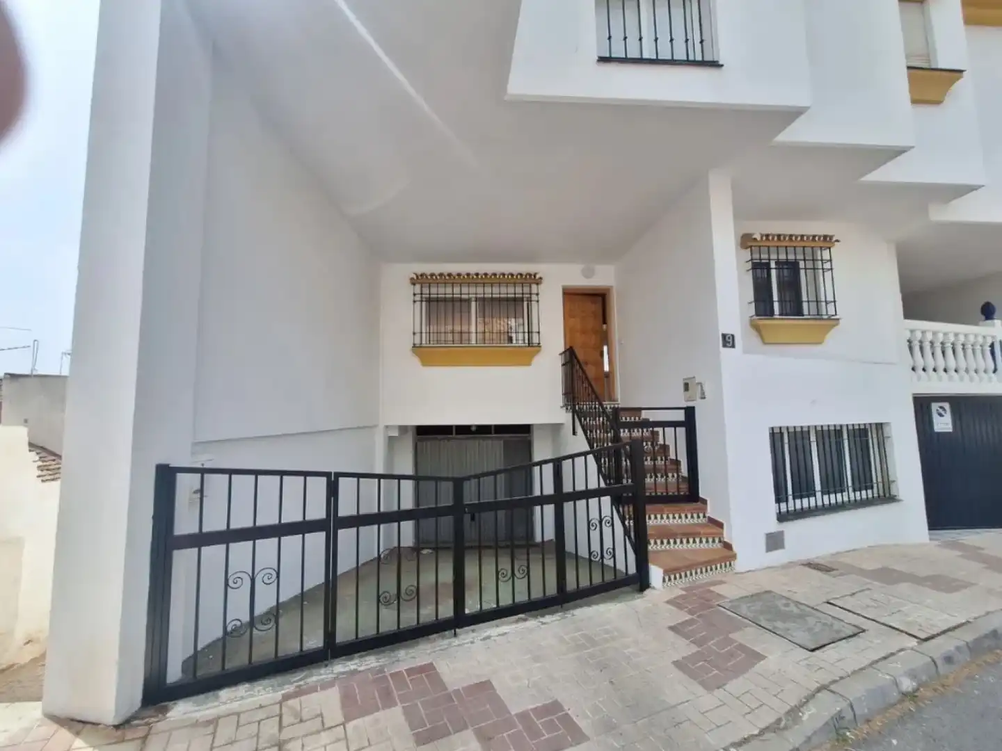 Vista exterior de Casa o xalet de lloguer en Málaga amb Rentadora i Microones