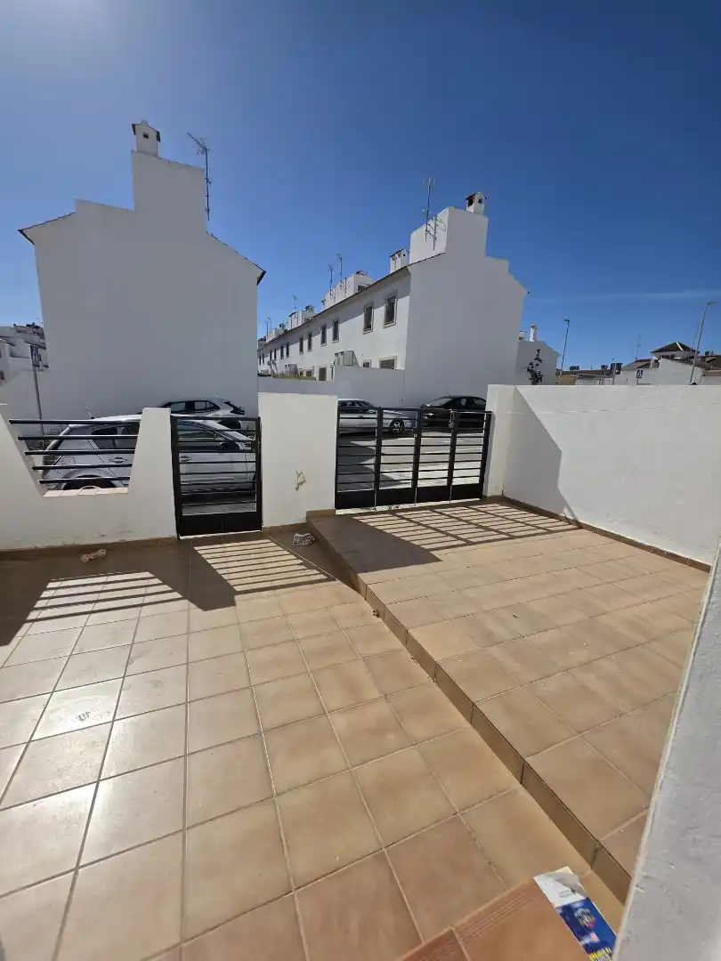Terraza de Casa adosada en venta en Campillos con Jardín privado, Terraza y Amueblado