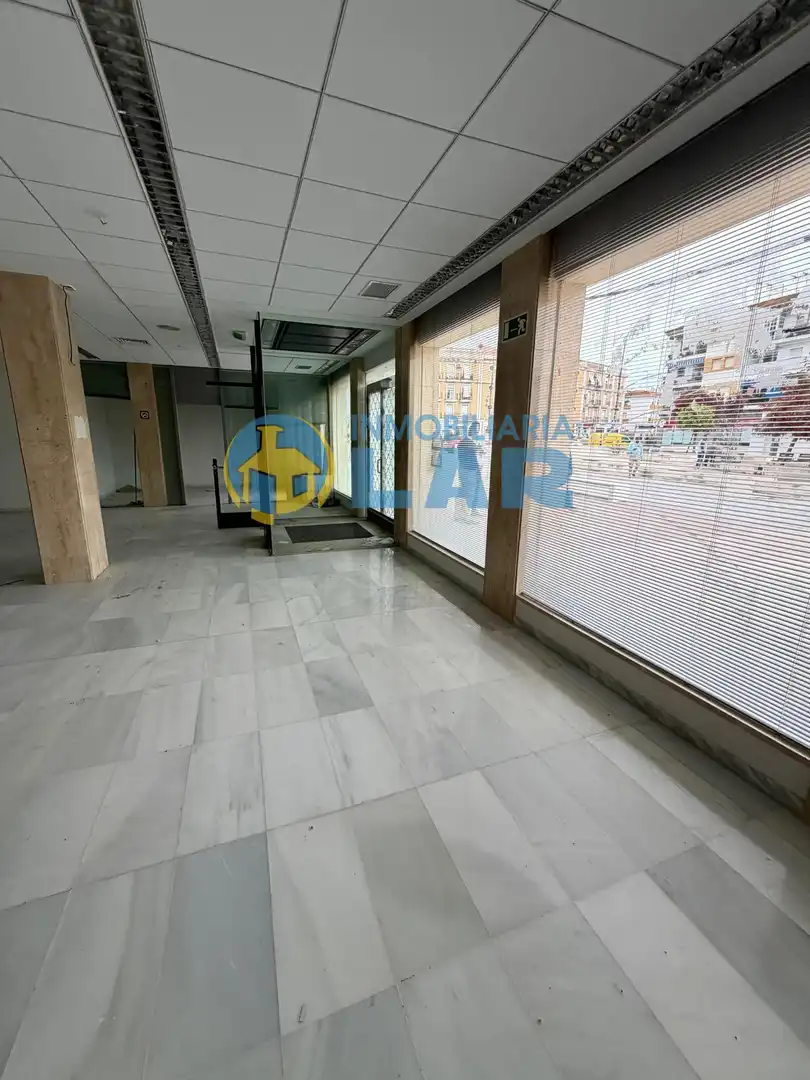 Local comercial en alquiler en Plaza de la Coronación, imagen 7
