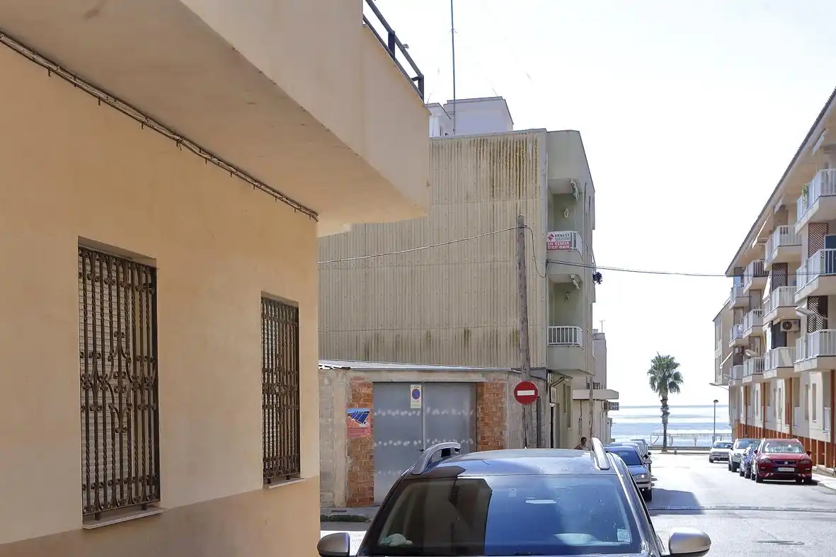 Vista exterior de Casa adosada en venda en Alcanar