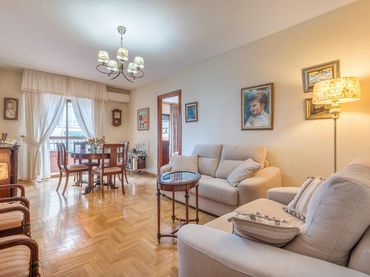 Piso con ascensor en venta en Beiro