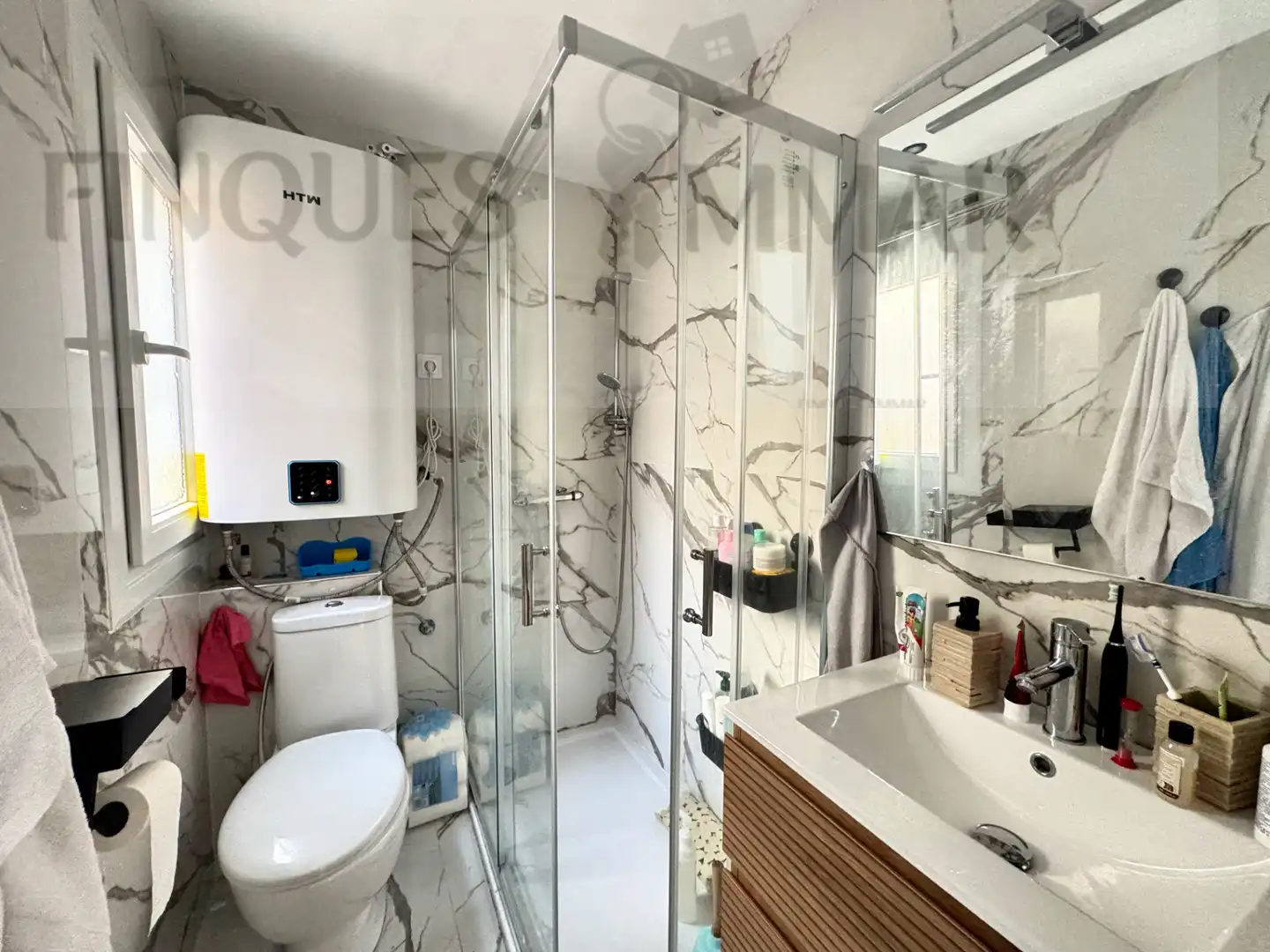 Baño de Piso en venta en Blanes con Terraza, Amueblado y Horno
