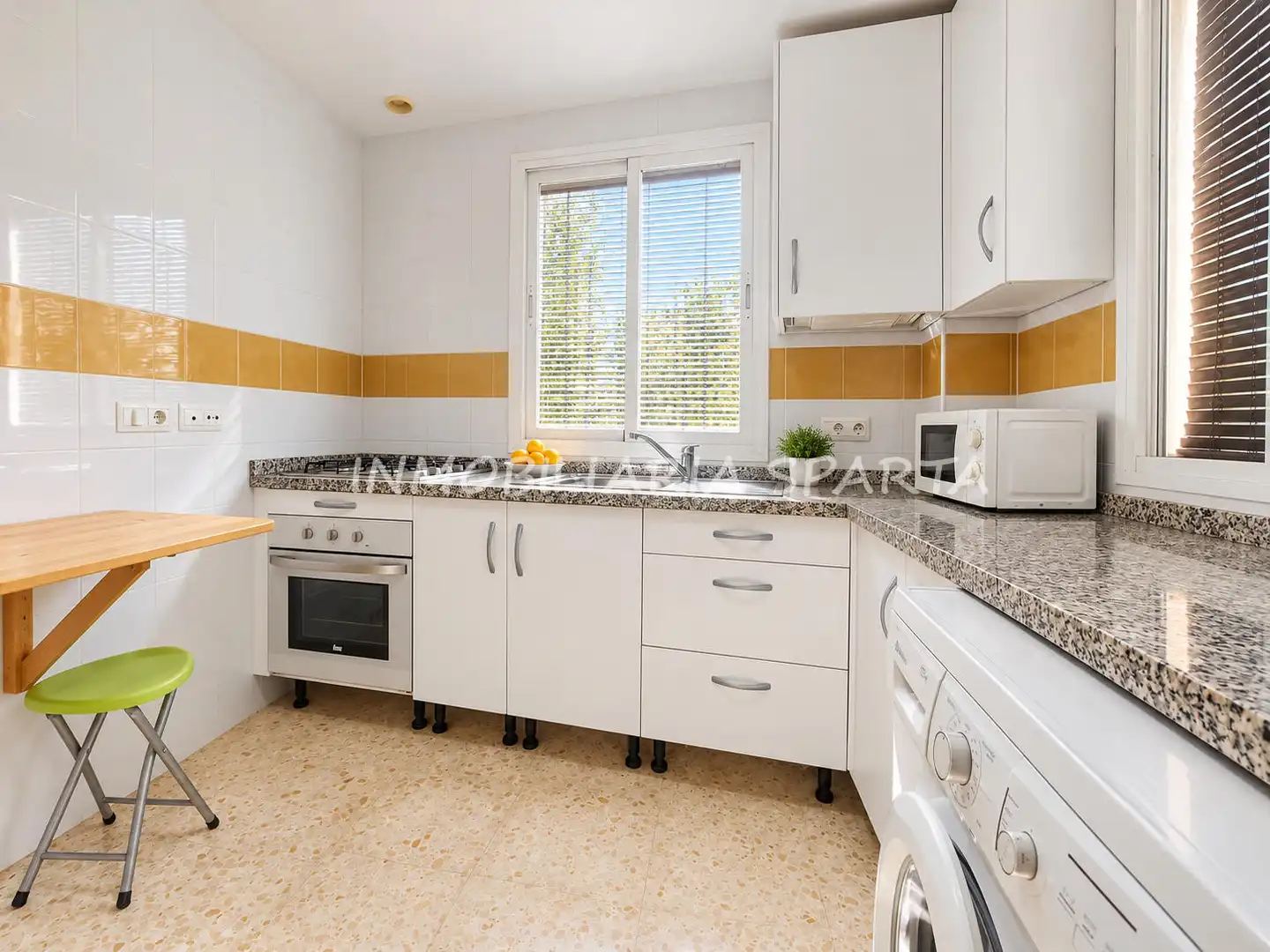 Cocina de Casa adosada en venta en Alcalá del Río, Sevilla