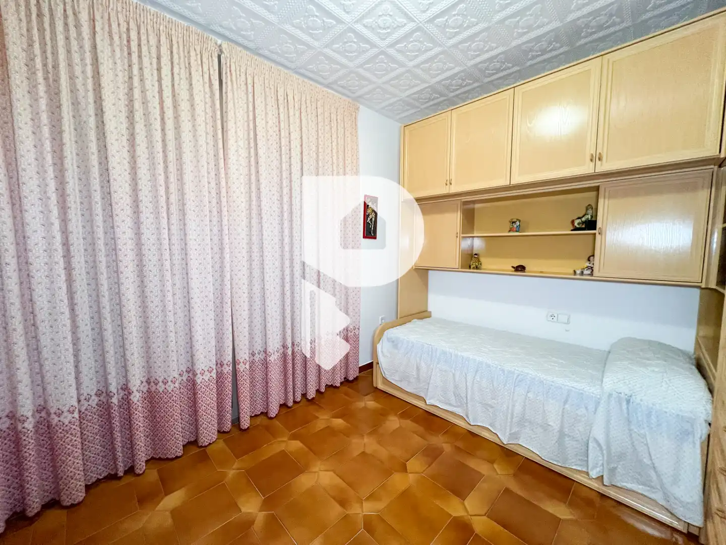 Dormitori de Casa o xalet en venda en Vallirana amb Aire condicionat, Calefacció i Jardí privat