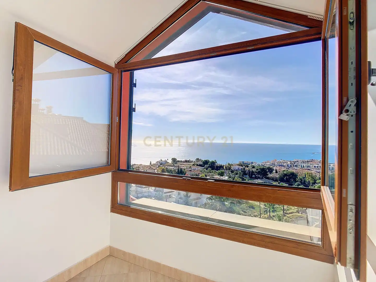 Exterior view of Apartments for sale in Benalmádena  with Air Conditioner, Private garden and Storage room