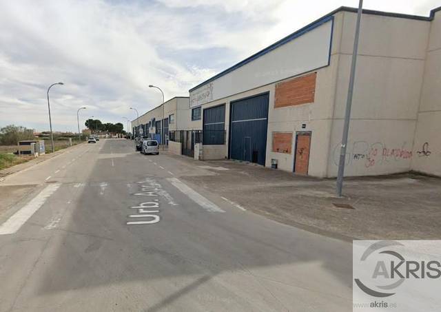 Nave industrial en Venta en El Viso de San Juan