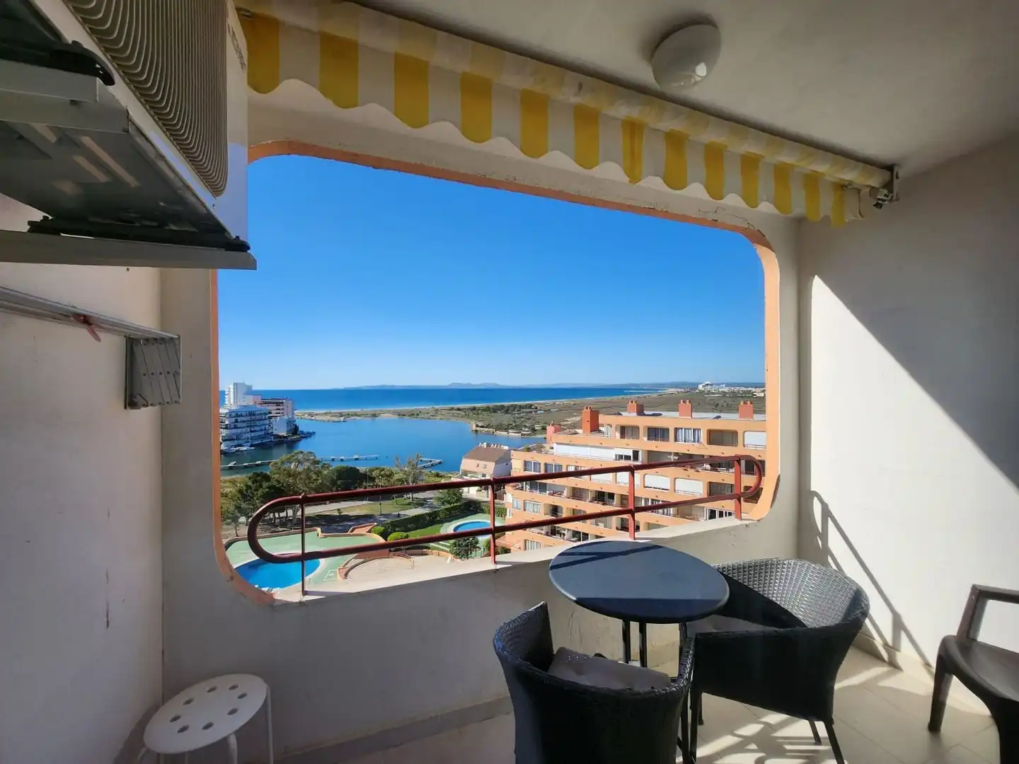 Flat with pool for sale in cap de ponent, imagen 2