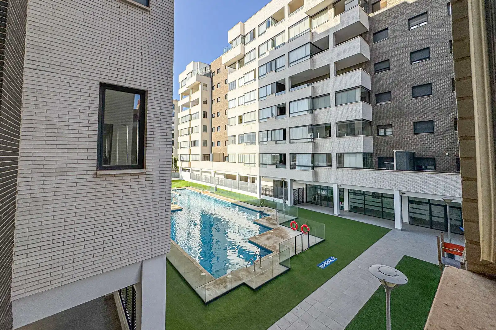 Piscina de Pis en venda en Almería amb Terrassa, Traster i Piscina