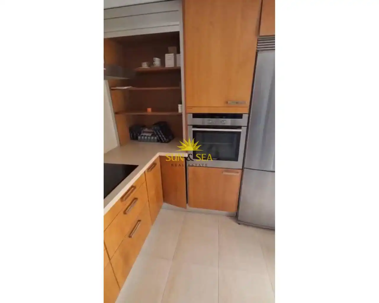Cuina de Apartament de lloguer en Alicante / Alacant amb Aire condicionat, Terrassa i Moblat