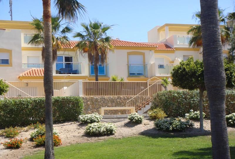 Photo 1 of Single-family semi-detached for sale in Calle Salsona, Almerimar, Almería