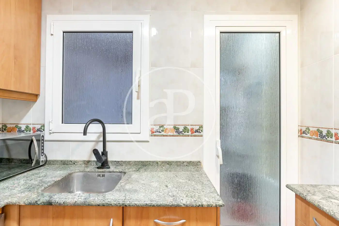 Cocina de Piso en venta en Barcelona con Calefacción y Amueblado