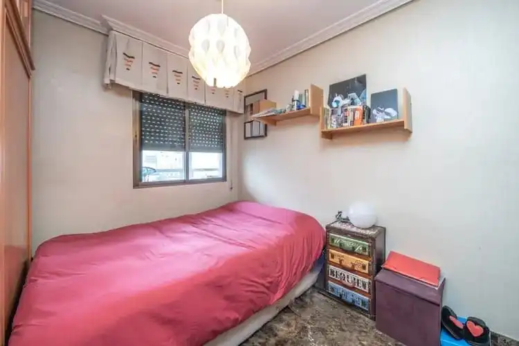 Habitación de Piso en venta en Benidorm con Terraza, Amueblado y Piscina comunitaria