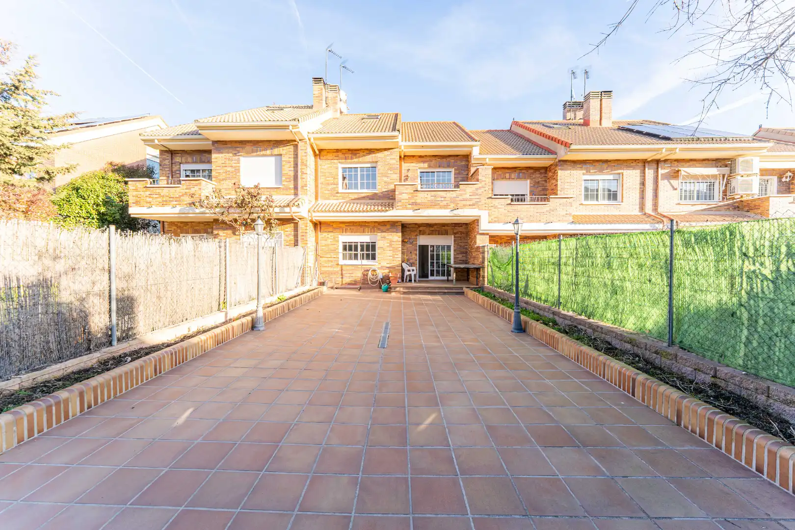 Exterior view of Houses for sale in Arroyomolinos (Madrid)  with Air Conditioner, Heating and Private garden