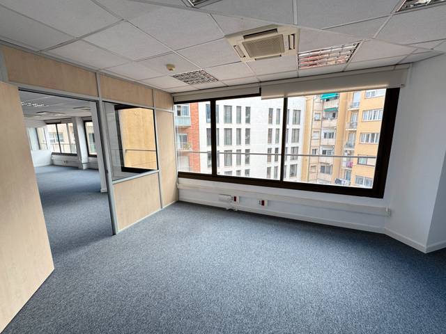 Oficina en Alquiler en Avinguda de Josep Tarradellas en La Nova Esquerra de l'Eixample