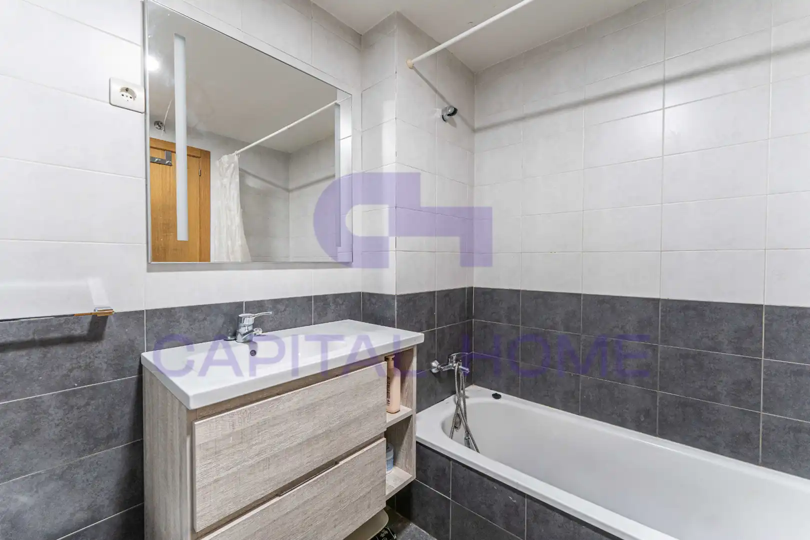 Badezimmer von Dachboden zum Verkauf in Arroyomolinos (Madrid) mit Klimaanlage, Heizung und Terrasse