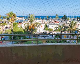 Vista exterior de Pis en venda en La Pobla de Farnals amb Terrassa