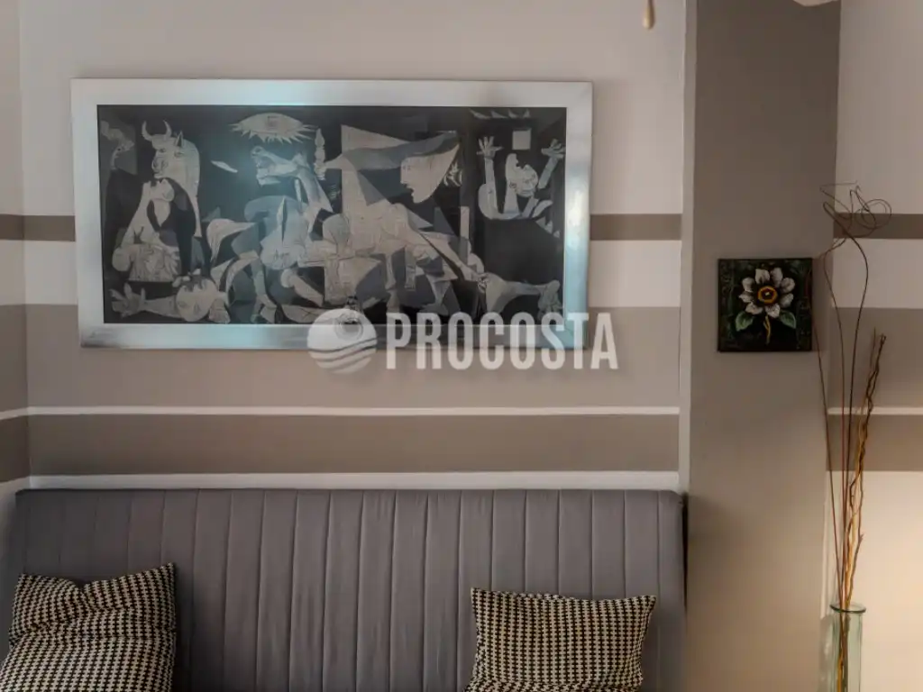 Piso en venta en Calle Dr Alvarez, Almuñecar Centro