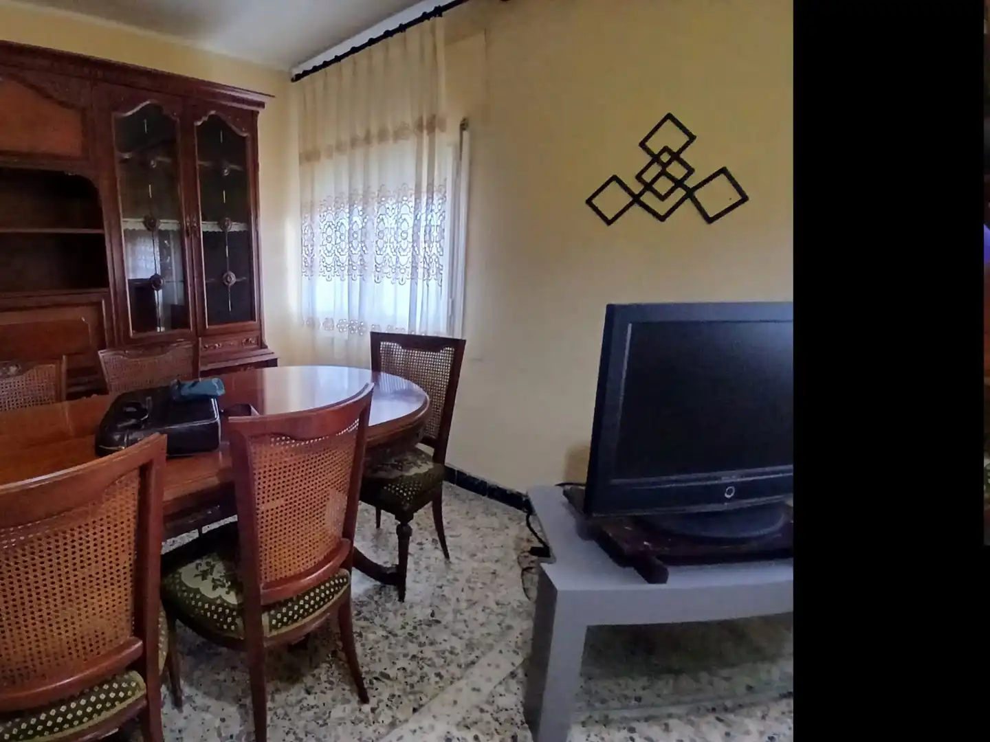 Room in Calle Florian Rey, 31, La Almunia de Doña Godina
