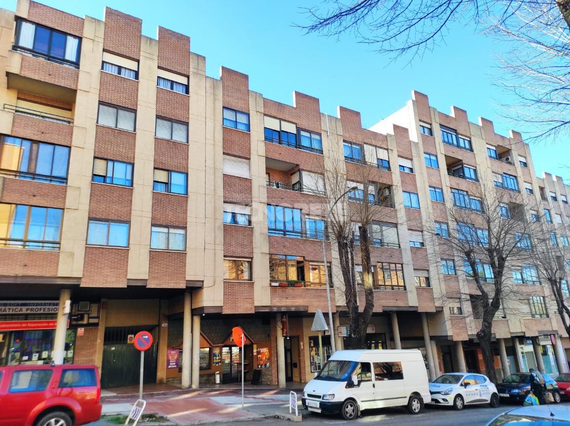 Exterior view of Flat for sale in Guadalajara Capital  with Heating and Storage room