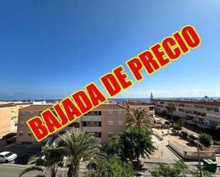 Vista exterior de Apartament en venda en Pilar de la Horadada amb Aire condicionat i Terrassa