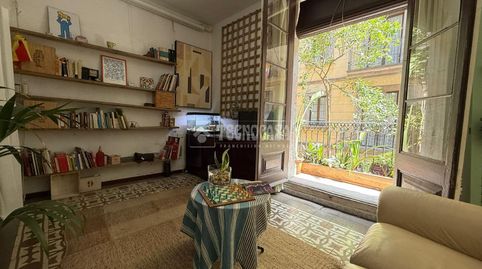 Foto 2 de Piso en venta en El Raval, Barcelona Capital