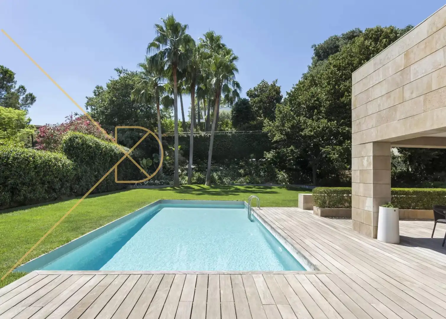 Piscina de Casa o xalet en venda en Barcelona amb Terrassa