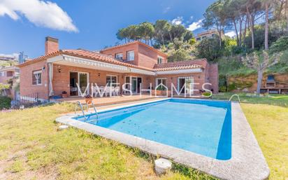 Exterior view of House or chalet for sale in Caldes d'Estrac  with Air Conditioner, Heating and Private garden