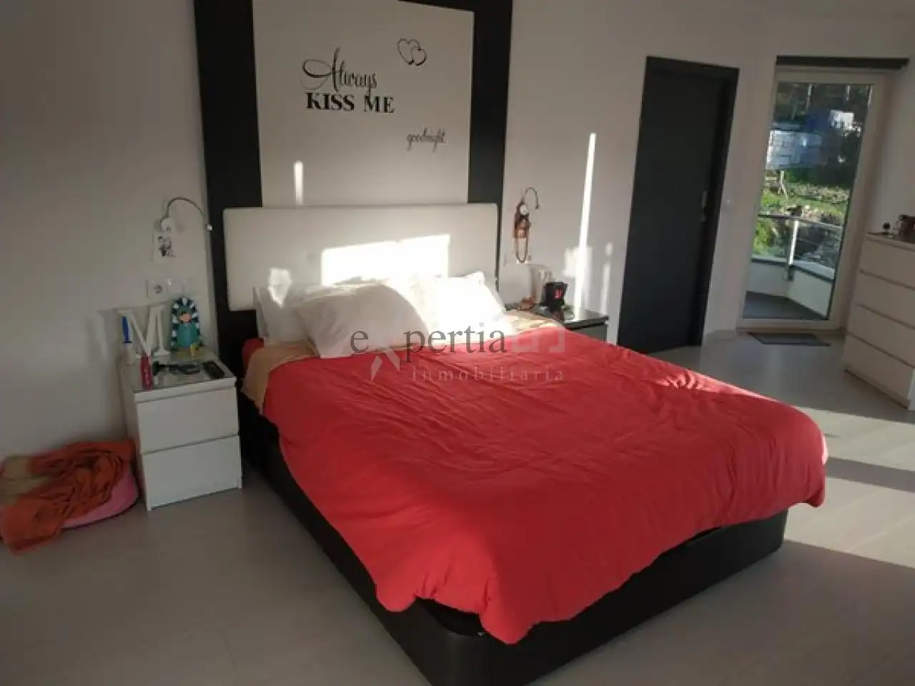 Houses for sale in Cea