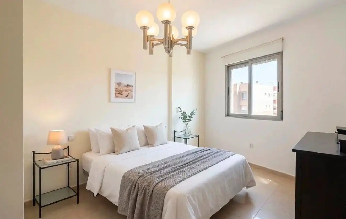 Dormitori de Apartament en venda en Murcia amb Aire condicionat, Jardí privat i Traster