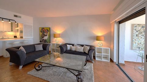 Foto 4 de Piso en venta en Puerto Banús, Marbella