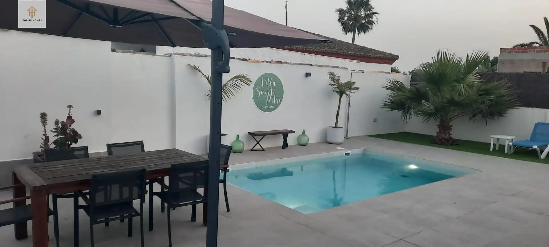 Piscina de Casa o chalet de alquiler en Chiclana de la Frontera con Aire acondicionado, Trastero y Piscina