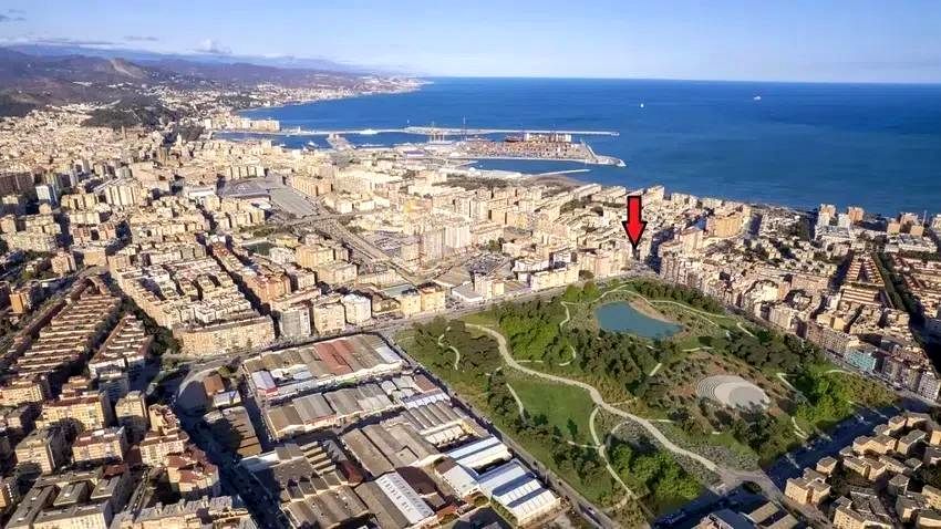 Vista exterior de Pis en venda en Málaga Capital amb Aire condicionat i Terrassa