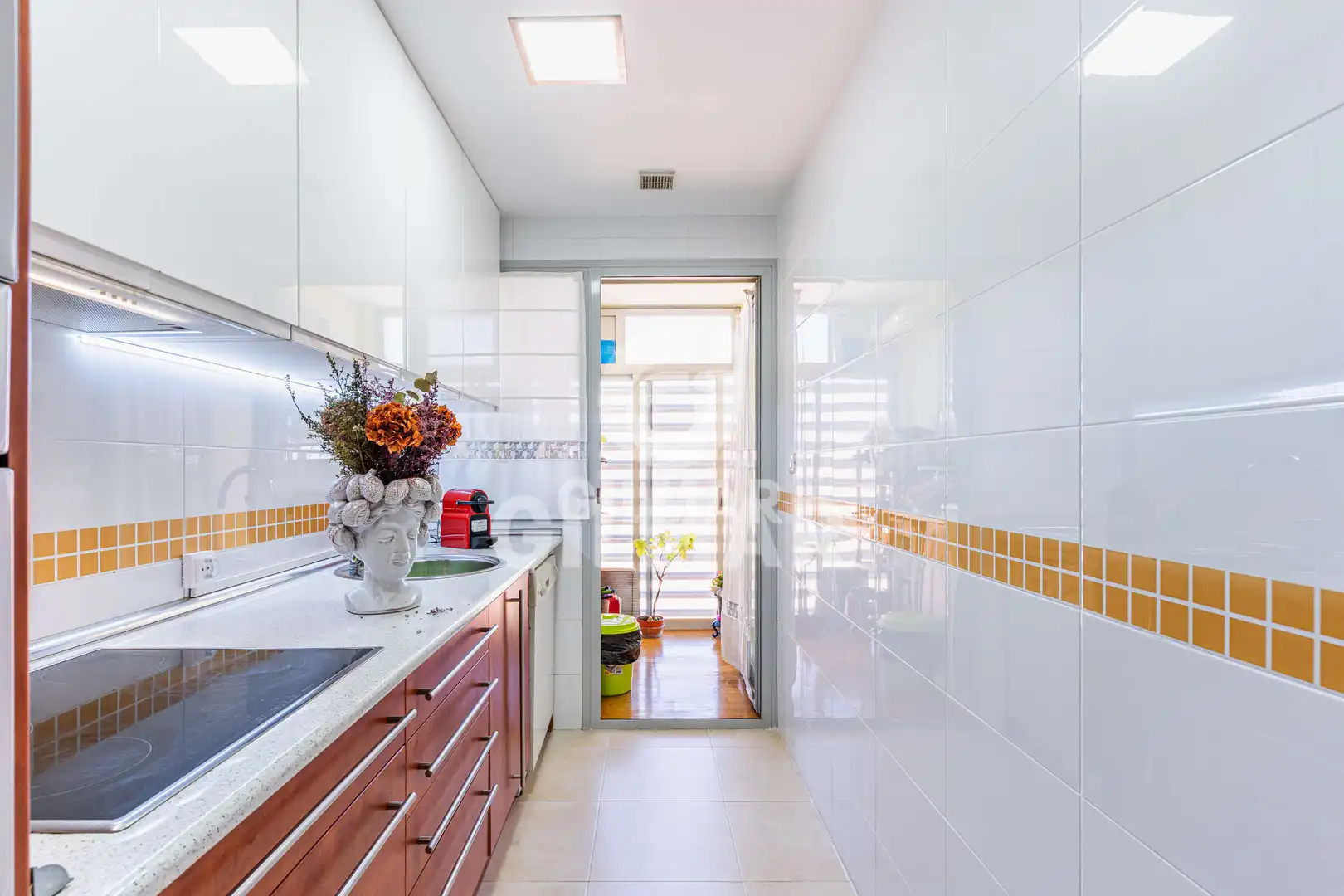 Cocina de Ático en venta en Parla con Calefacción, Jardín privado y Trastero