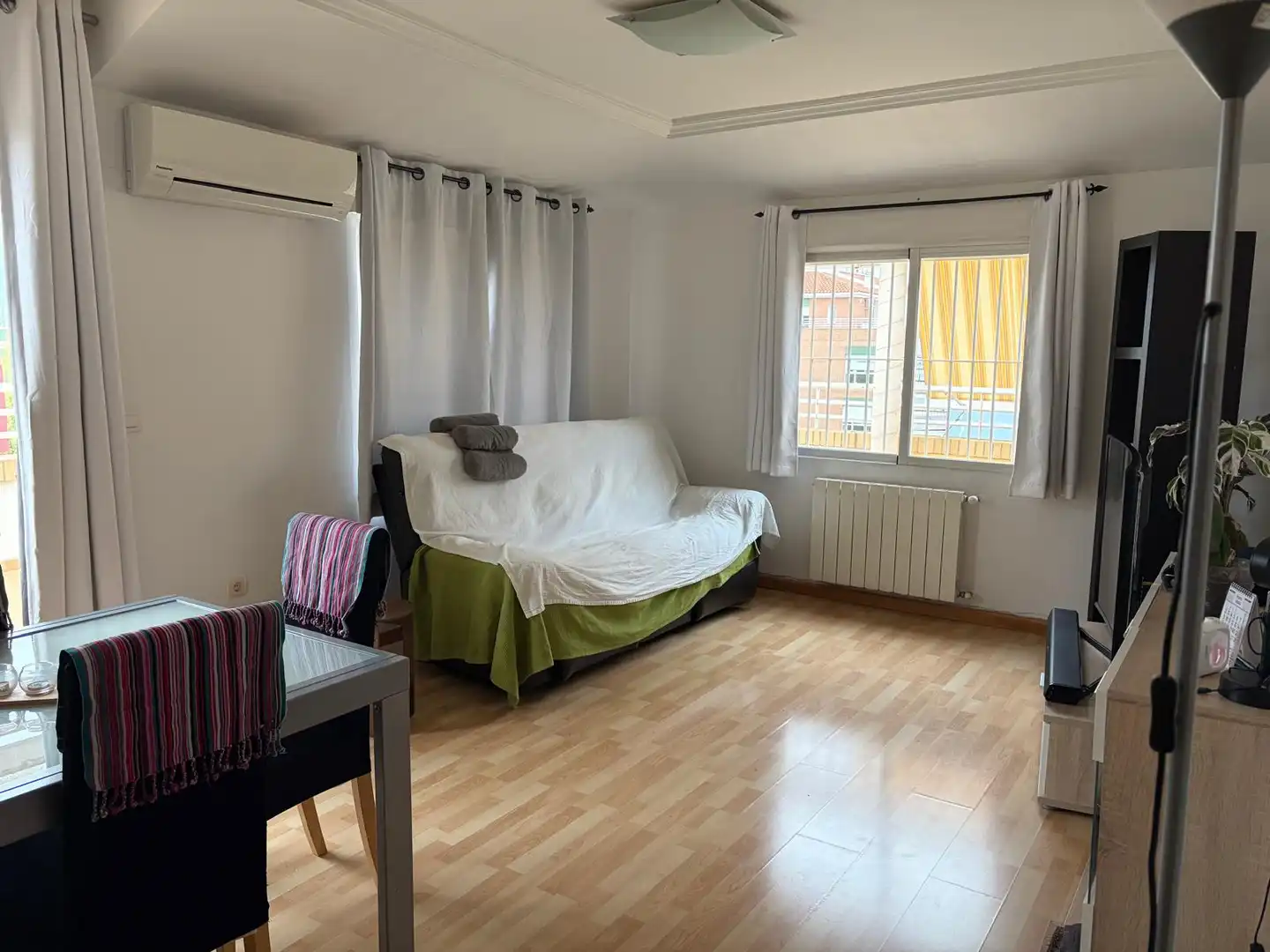 Dormitori de Àtic en venda en Villena amb Aire condicionat, Calefacció i Parquet