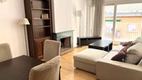 Living room of Flat for sale in Girona Capital  with Heating, Parquet flooring and Furnished