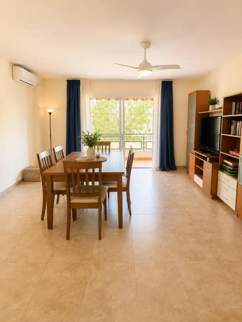 Menjador de Apartament en venda en Fuengirola amb Aire condicionat, Forn i Rentadora