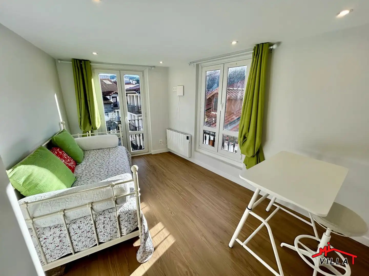 Bedroom of Flat for sale in Laredo  with Heating, Parquet flooring and Balcony