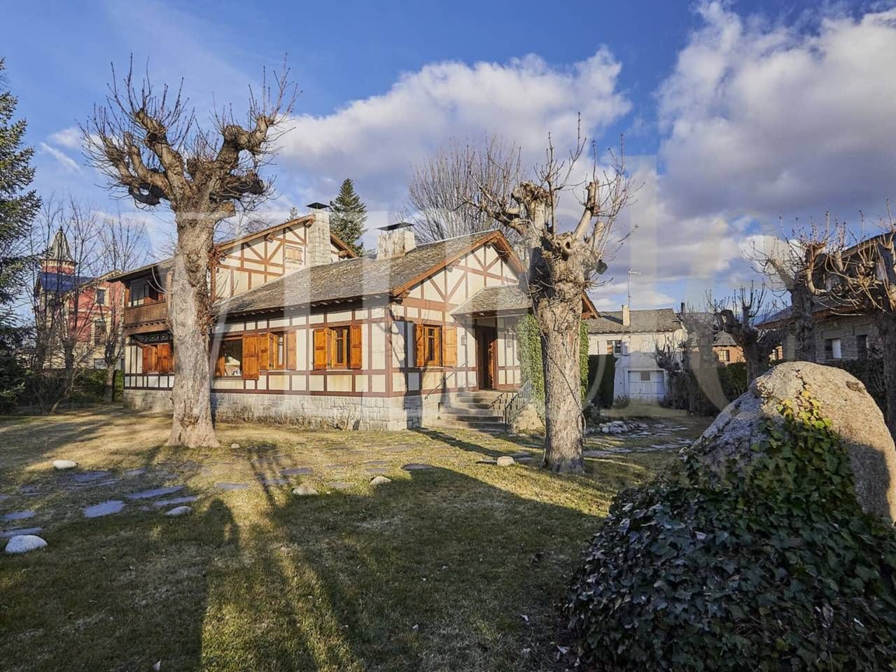 Exterior view of House or chalet for sale in Puigcerdà  with Heating, Private garden and Parquet flooring