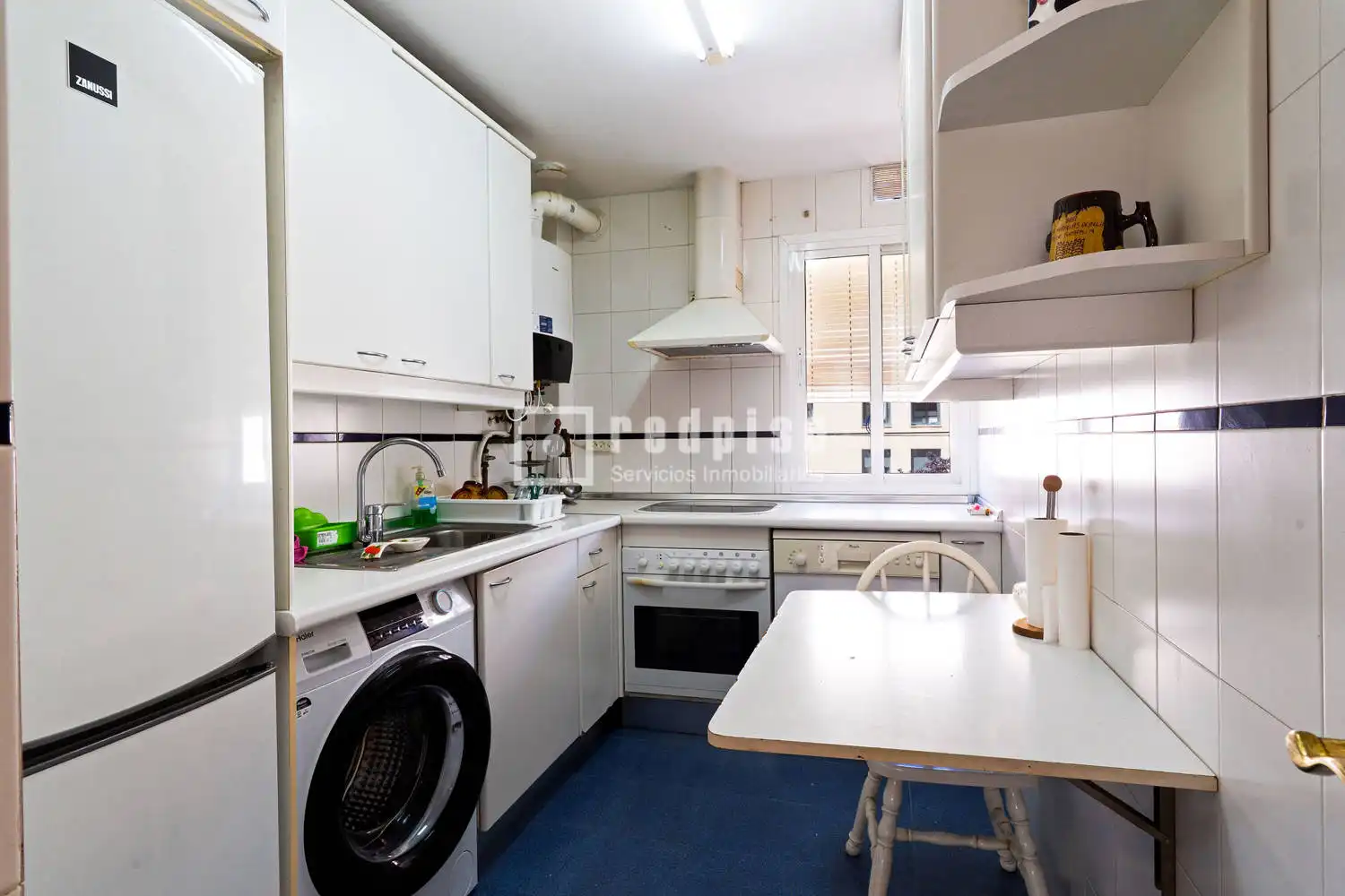 Cocina de Piso en venta en Madrid con Calefacción