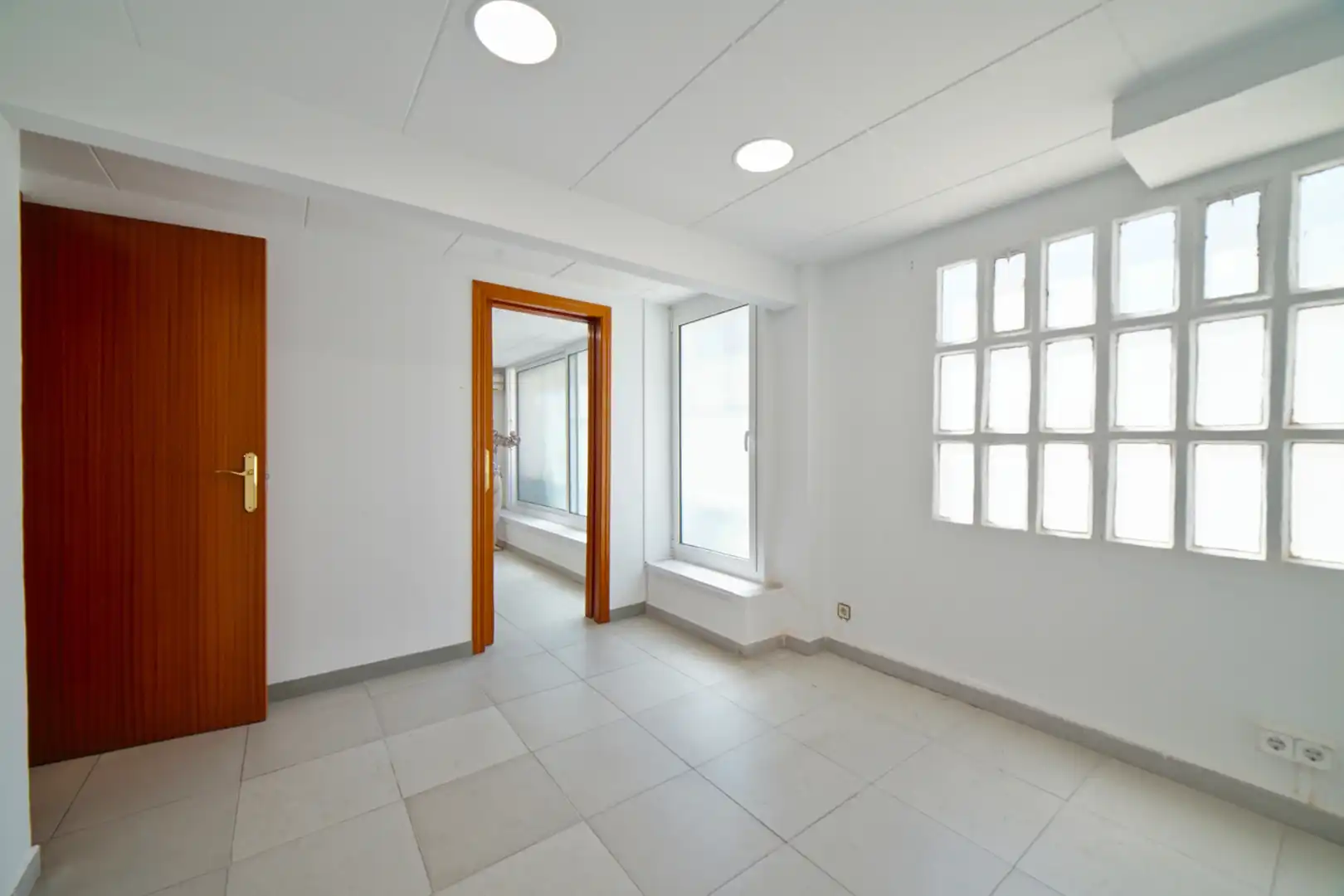 Gewerbefläche zur Miete in Centre, imagen 16