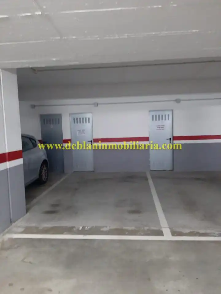 Parkplatz von Garage zum Verkauf in A Coruña Capital 