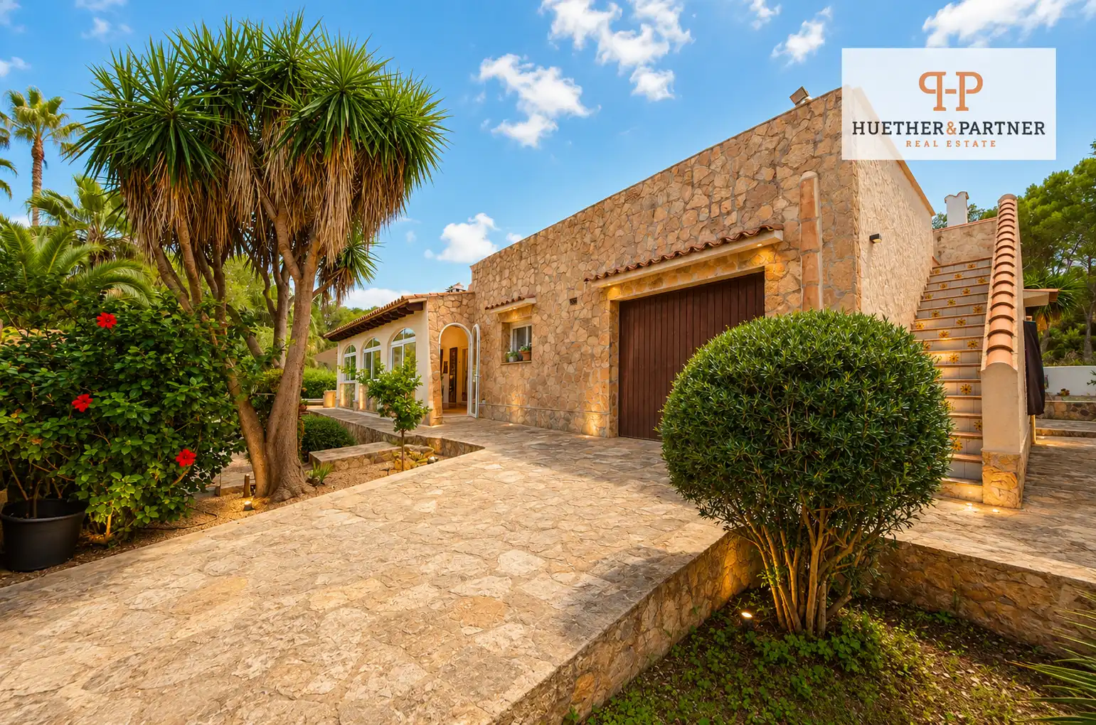 Vista exterior de Casa o xalet en venda en Manacor amb Aire condicionat i Calefacció
