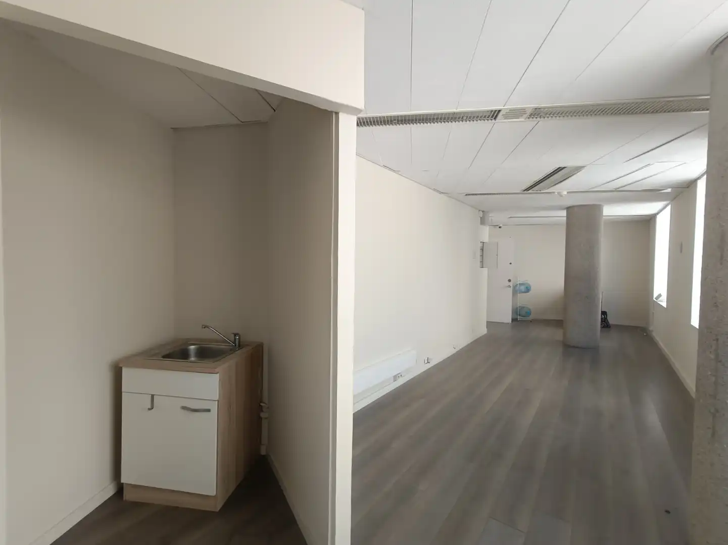 Oficina en venta en Barcelona - Calle La Rambla, Barri Gòtic