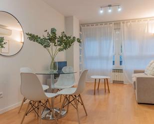 Sala d'estar de Apartament per a compartir en  Madrid Capital amb Aire condicionat, Calefacció i Terrassa