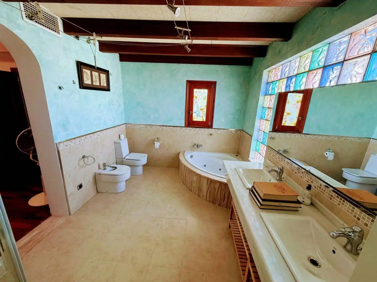 Bathroom of Flat for sale in Petra  with Air Conditioner, Heating and Private garden